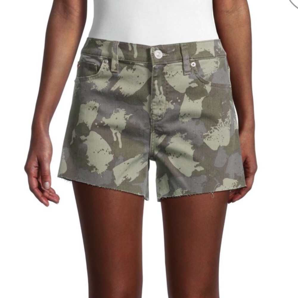 NWT Hudson | Gracie Mid-Rise Camo-Print Shorts 25